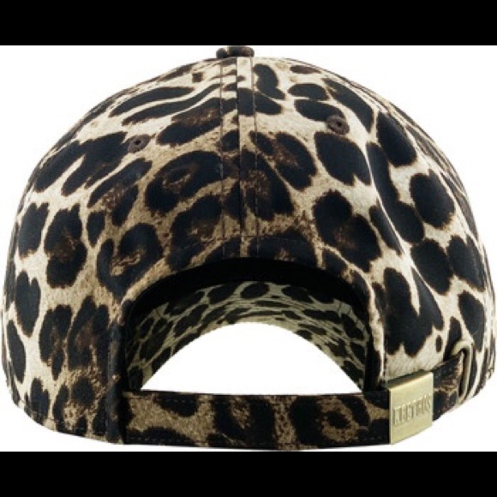Leopard cap - Picture 3 of 4